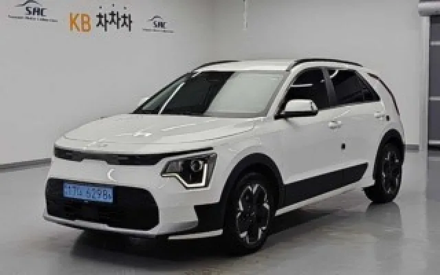 수원중고차매매사이트추천 디 올 뉴 니로 EV 에어 매물 사진 14 - 2022/12 160,241km